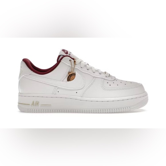 Nike Shoes - Nike Air Force 1 ‘07 SE